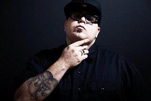 DJ Sneak