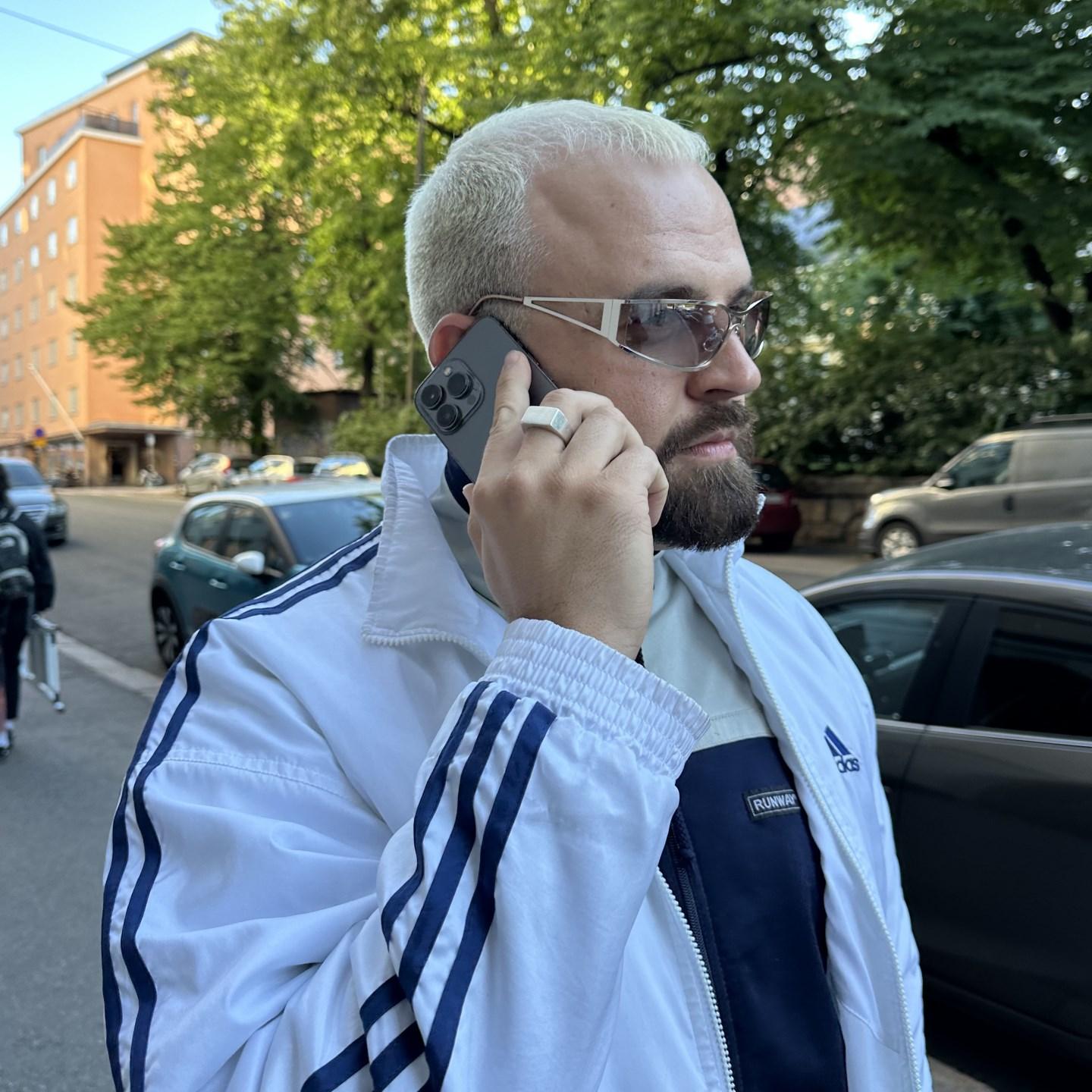 €TOM
