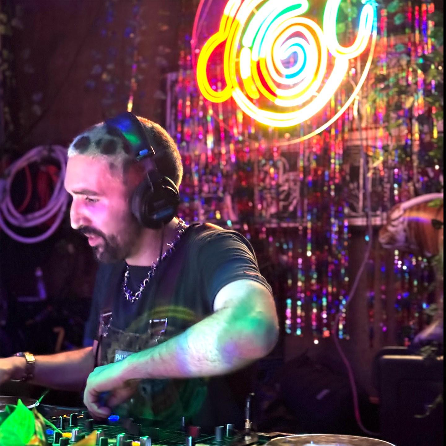 Decibel