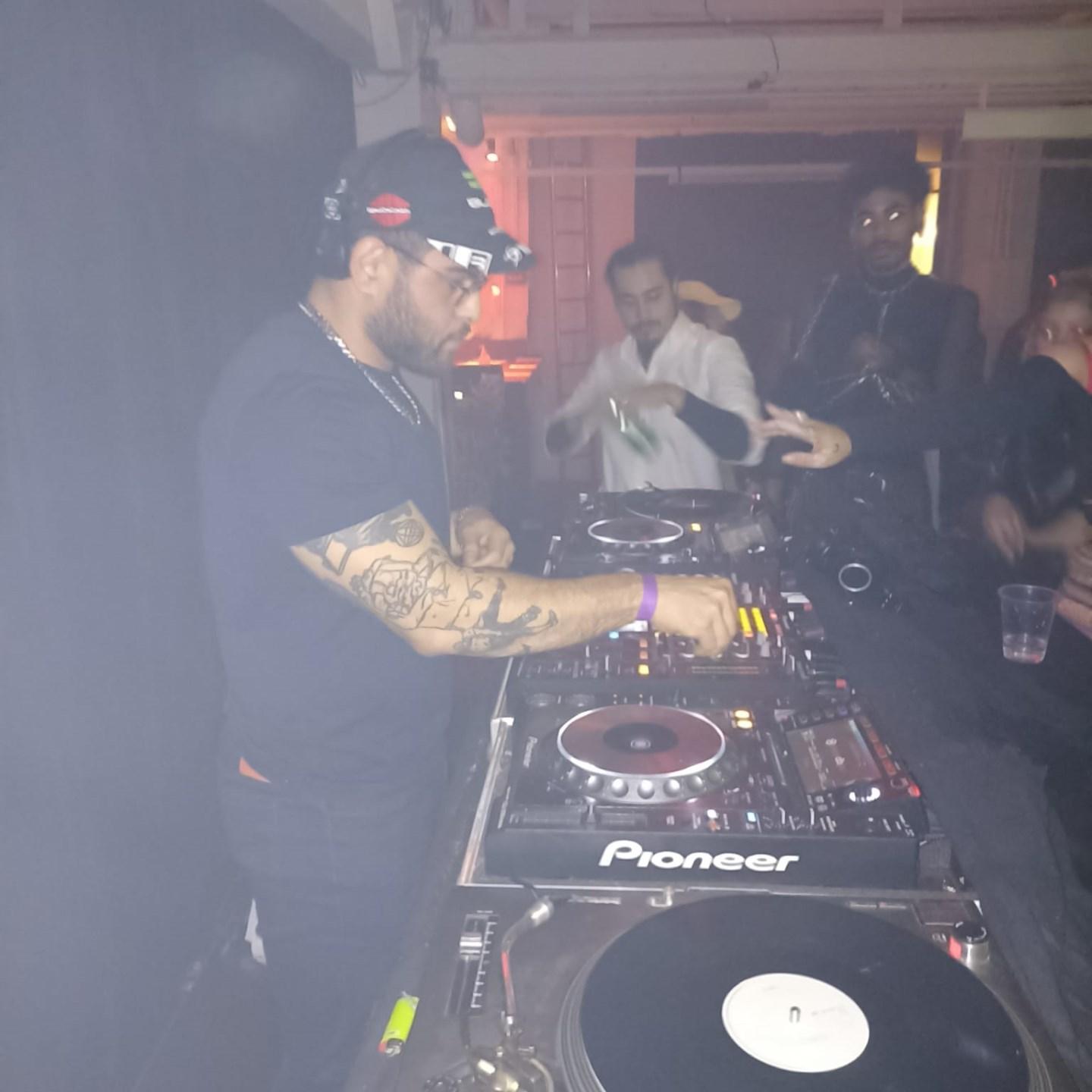 CH88 IBAN 4V5K 4RD1 1207 0