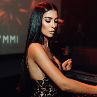 Naommi
