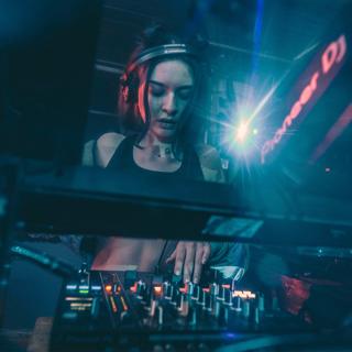 Martha - Dj