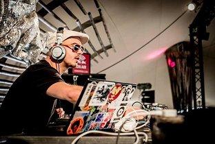 Dj Kon