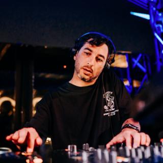 Ed Amorosi