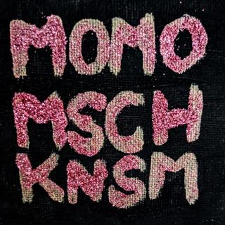 MOMO MISCHT