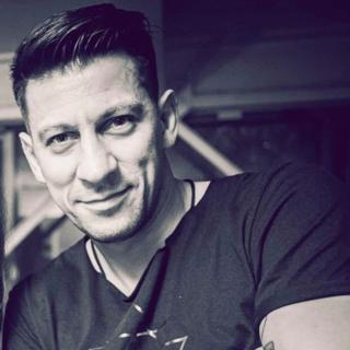 Tom Eye