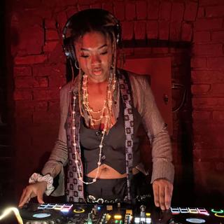 DJ KORIS