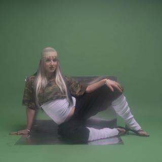 VV$ (DE)