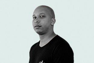 Alejandro Flores