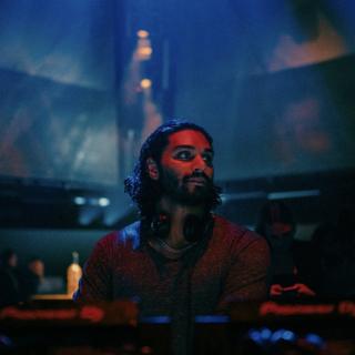 VICTOR RODRIGUEZ (CA)