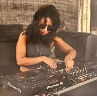 Nakia Oliver