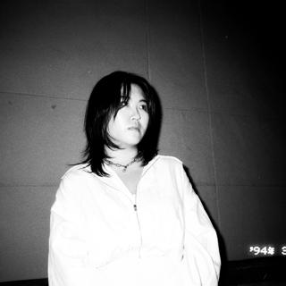 August (KR)