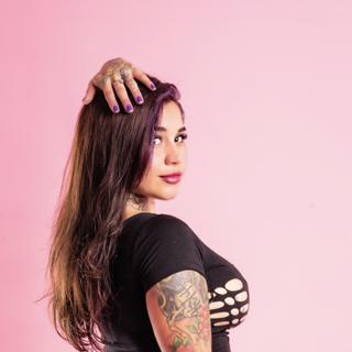 collige virgo rosas