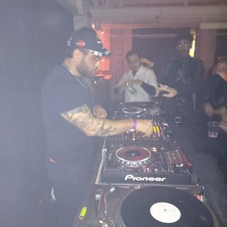 CH88 IBAN 4V5K 4RD1 1207 0