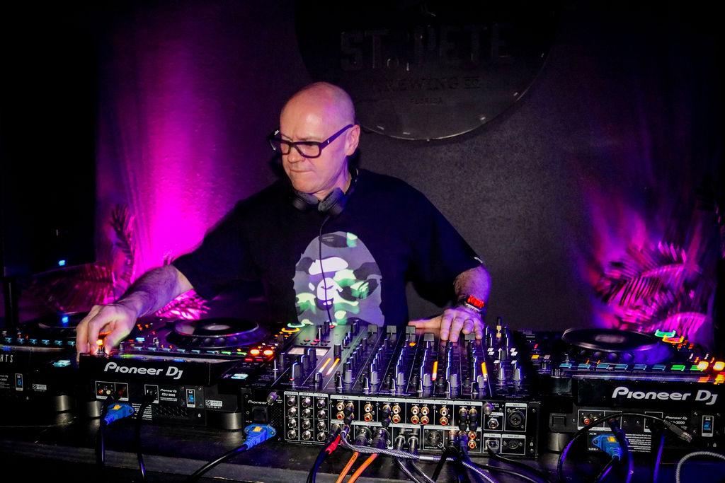 Dave Seaman (Selador Recordings, Global Underground) At The Nest, St. Pete