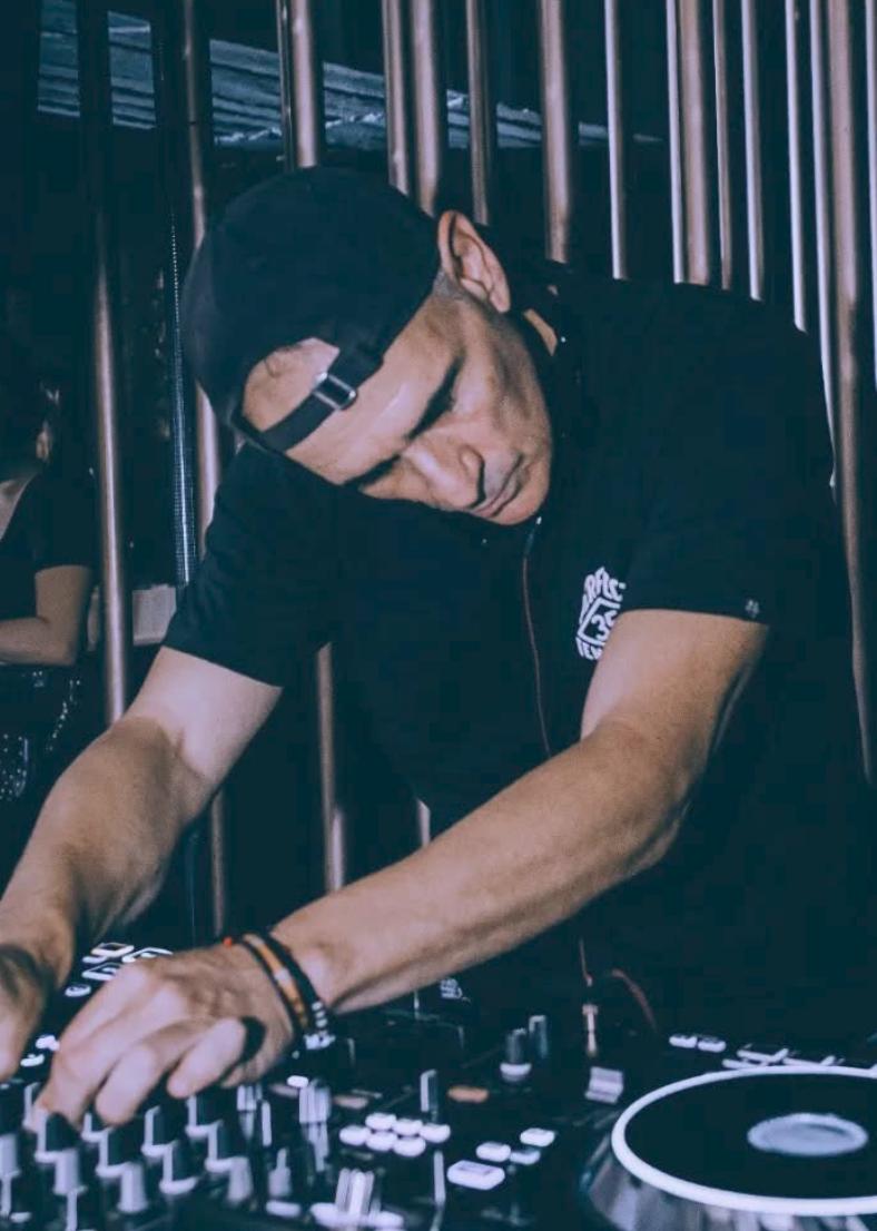 Bakalao: Dj Tono, Rafa Xl, Monty