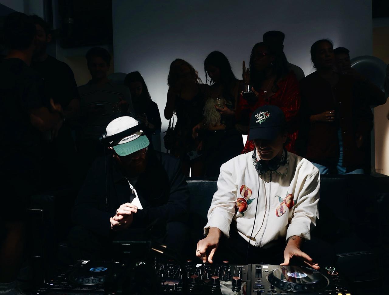 Lf System - Coffee Table Session Edinburgh