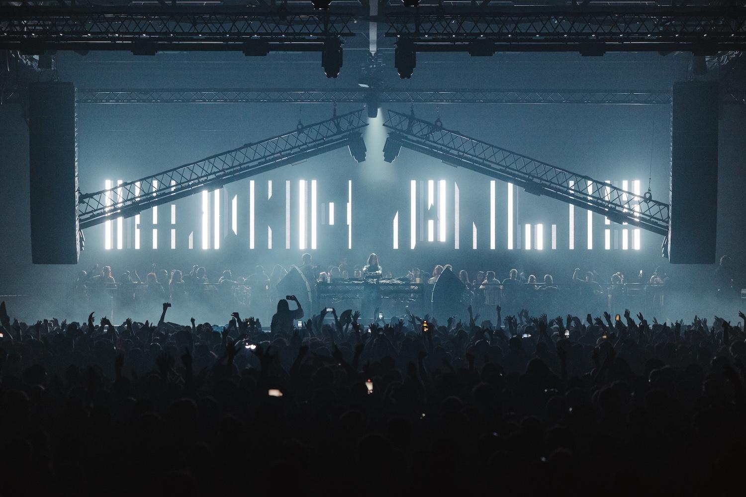 Terminal V With I Hate Models, Klangkuenstler And Many More