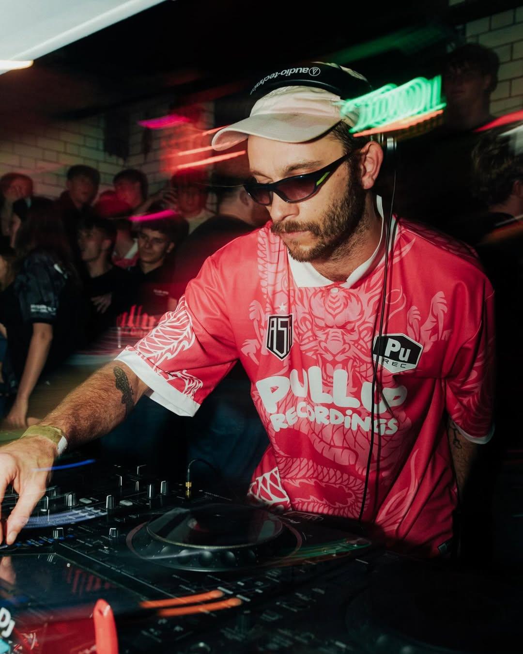 A Warped Halloween - Samurai Breaks, Cheetah, Nectax + More