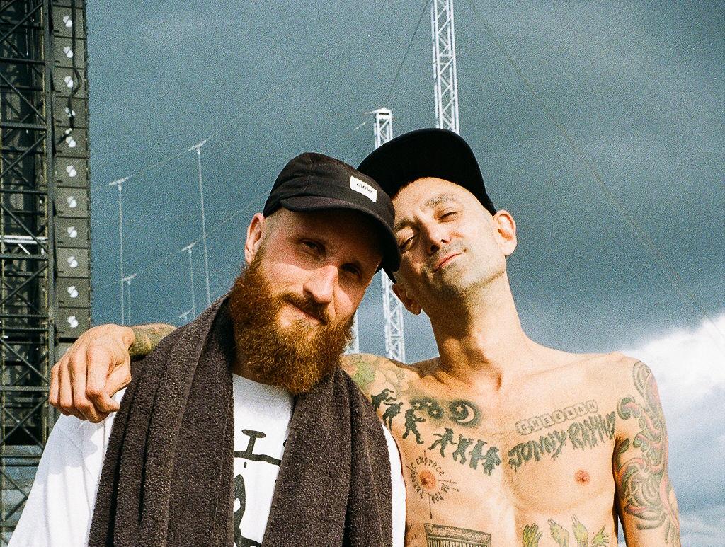 4Am Kru - Ade (Sold Out)