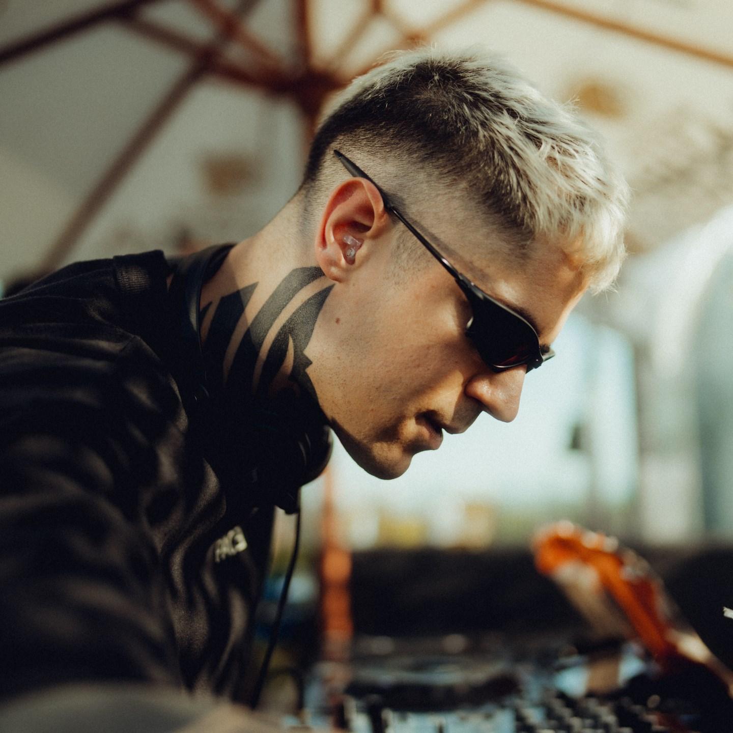 Szg (R-Label /Bra), K-Static, Syber