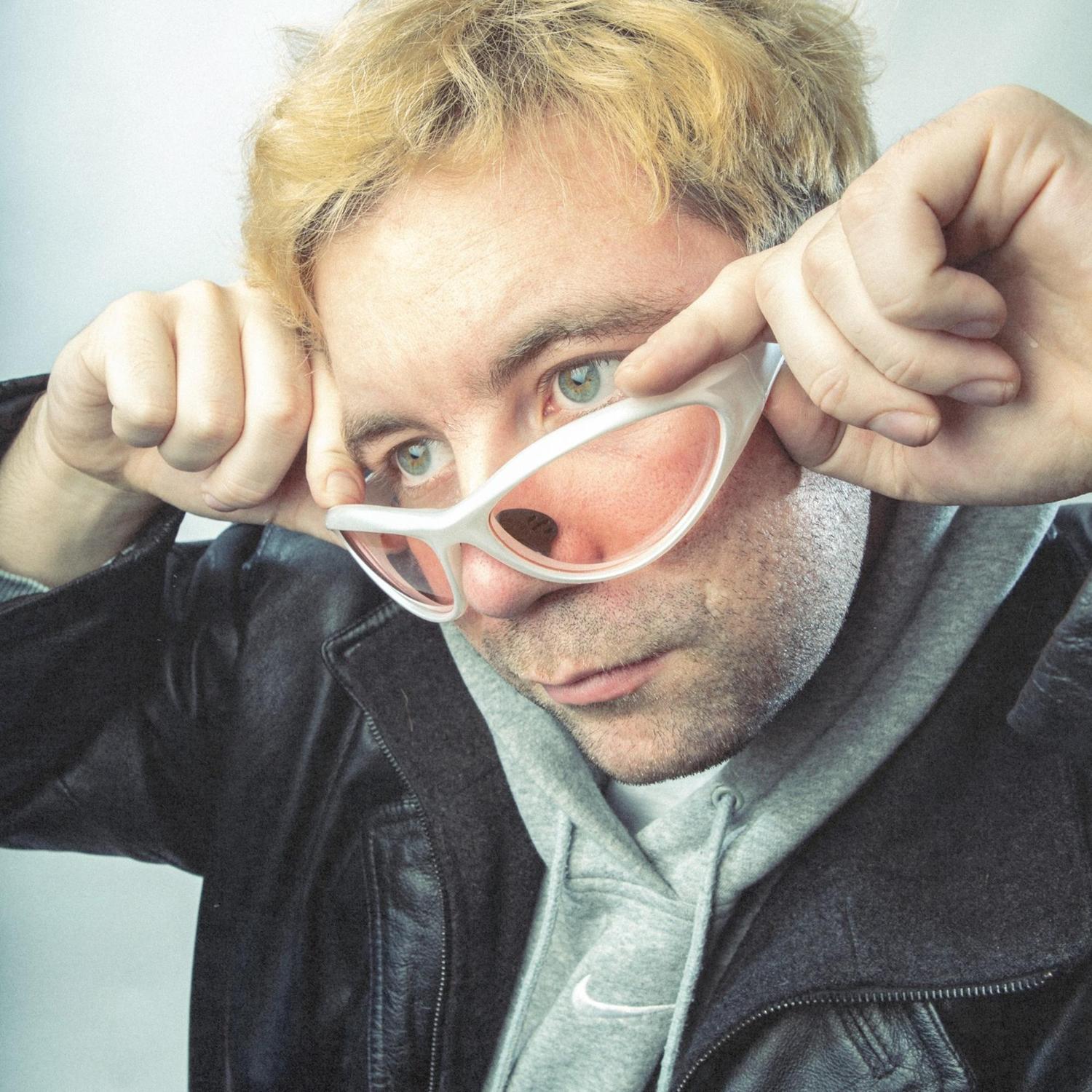 E/Dm Tour - Yasha 96 Support: Hellaweitweg