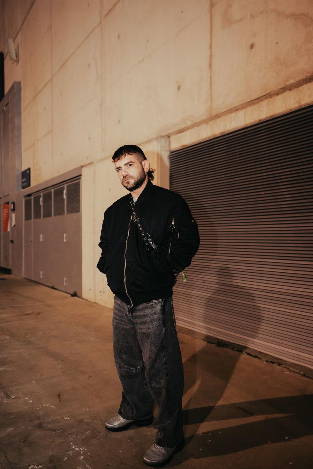 Gắt: Héctor Oaks (Kaos/ Es)