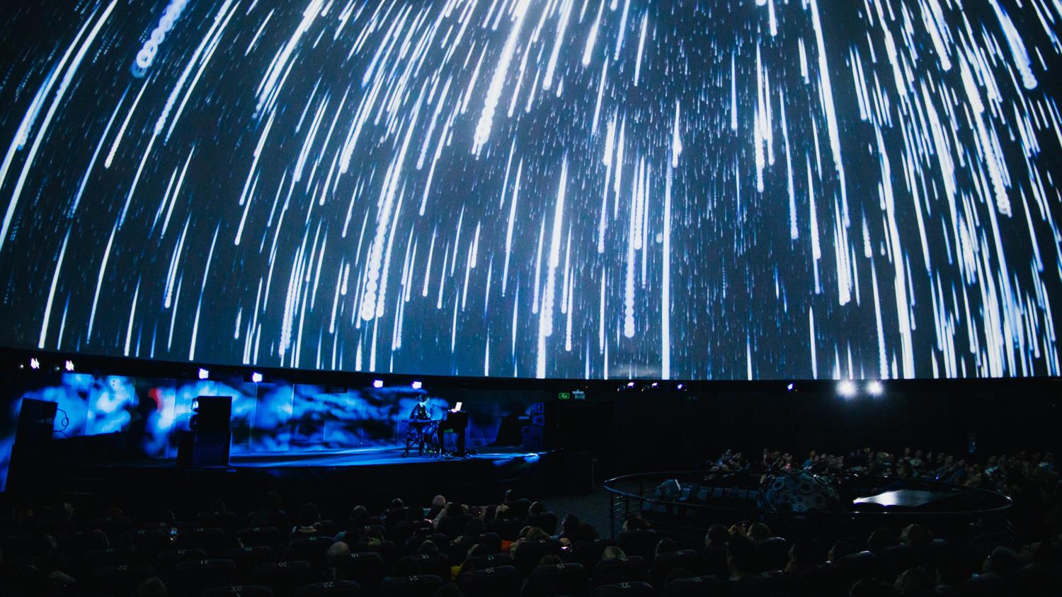 Emika Immersive Live