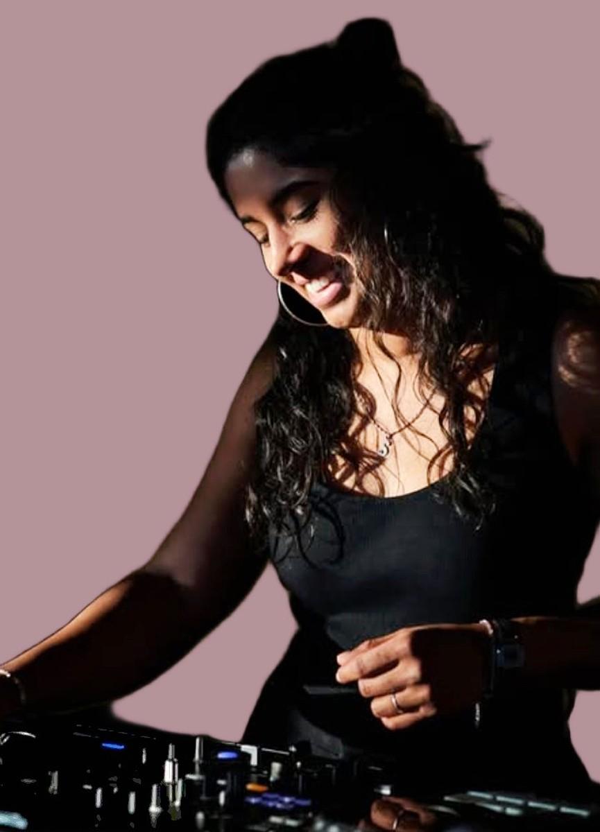 BERNSTEINBAR x STEPH & Special Guest