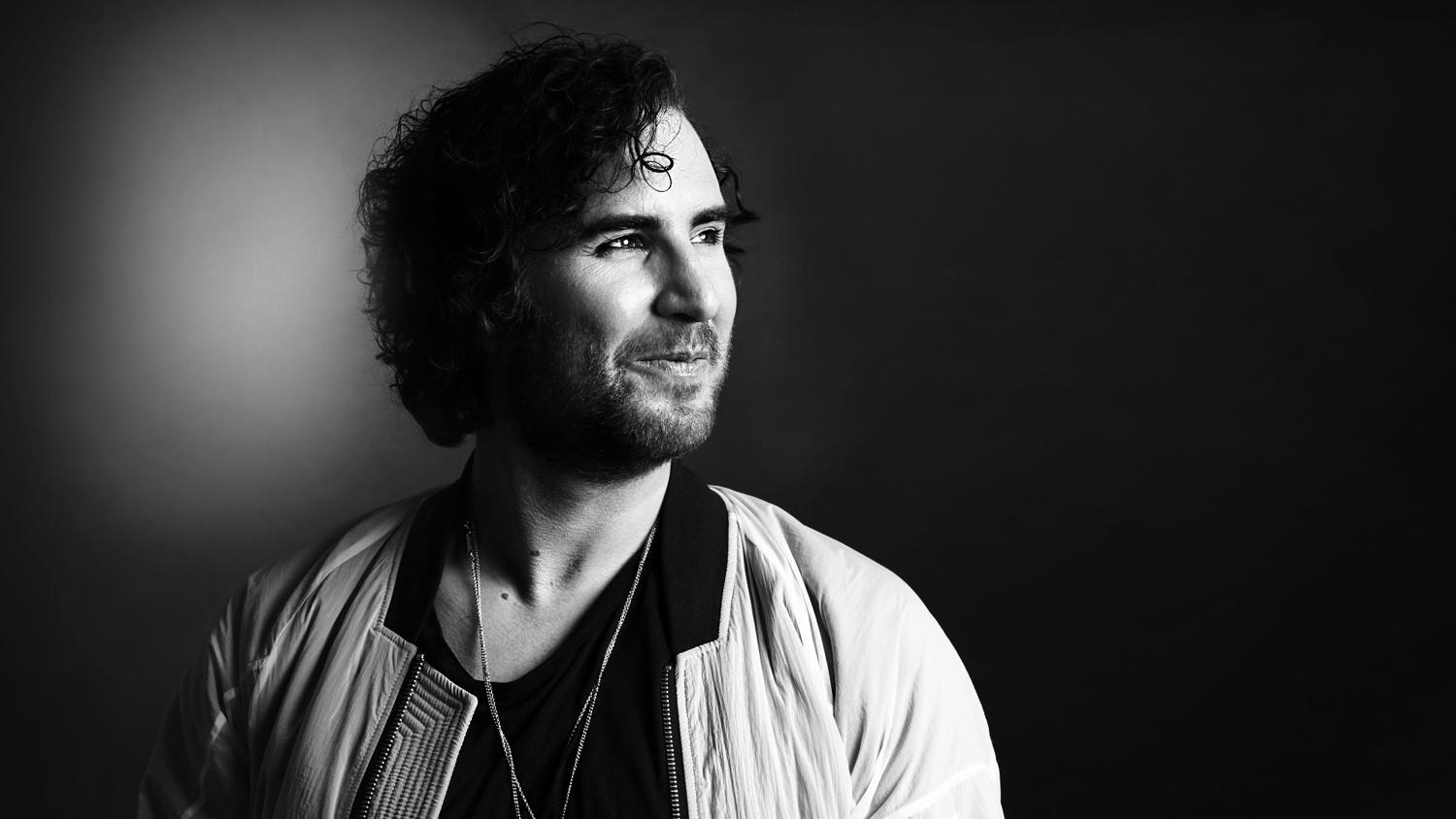 Mathew Jonson [Live]