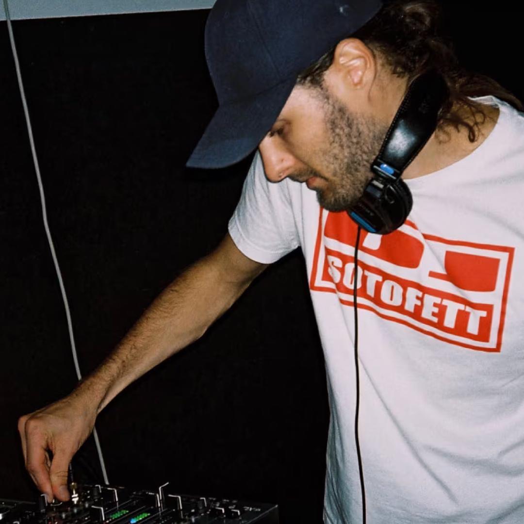 Glossy Mistakes Vi Anniversary