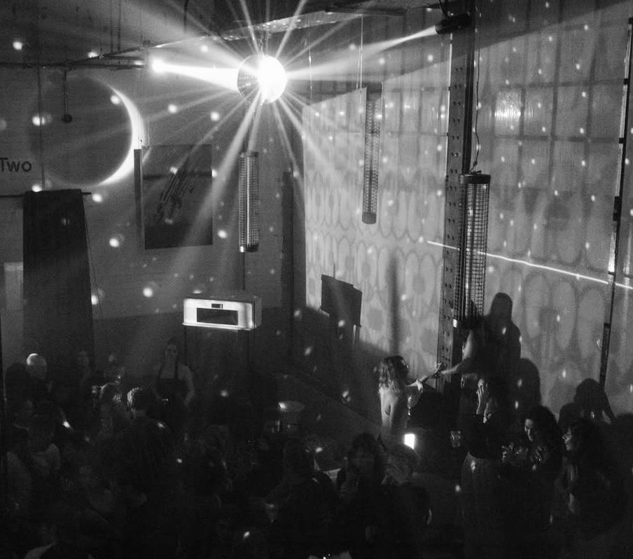 Apricot Ballroom: Donna Leake