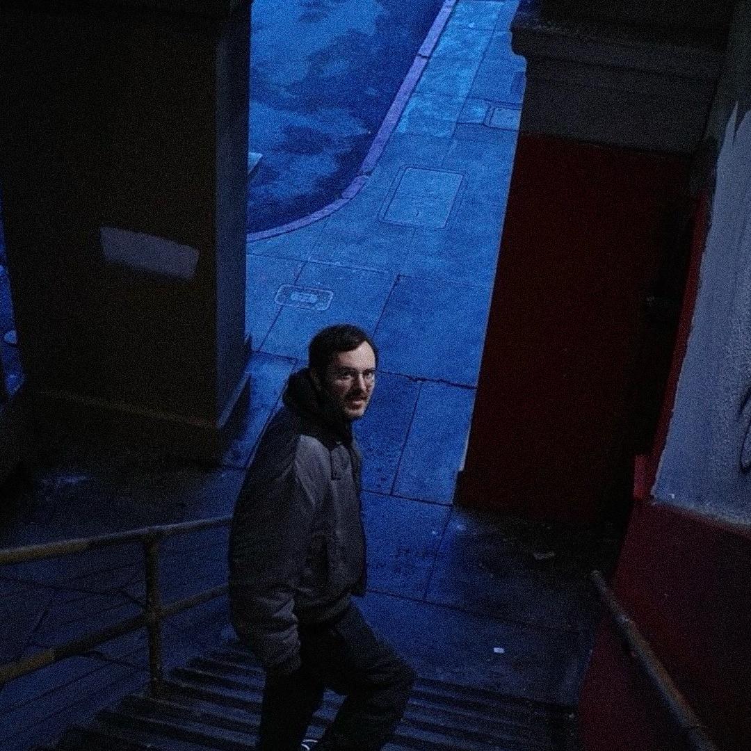 Sigh.Club With S.O.N.S