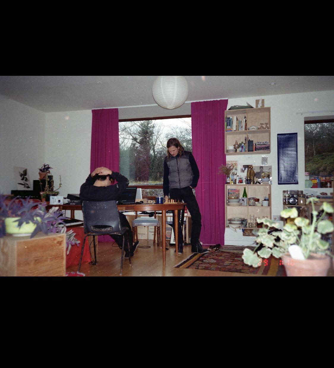 Vanessa Amara + Nil00