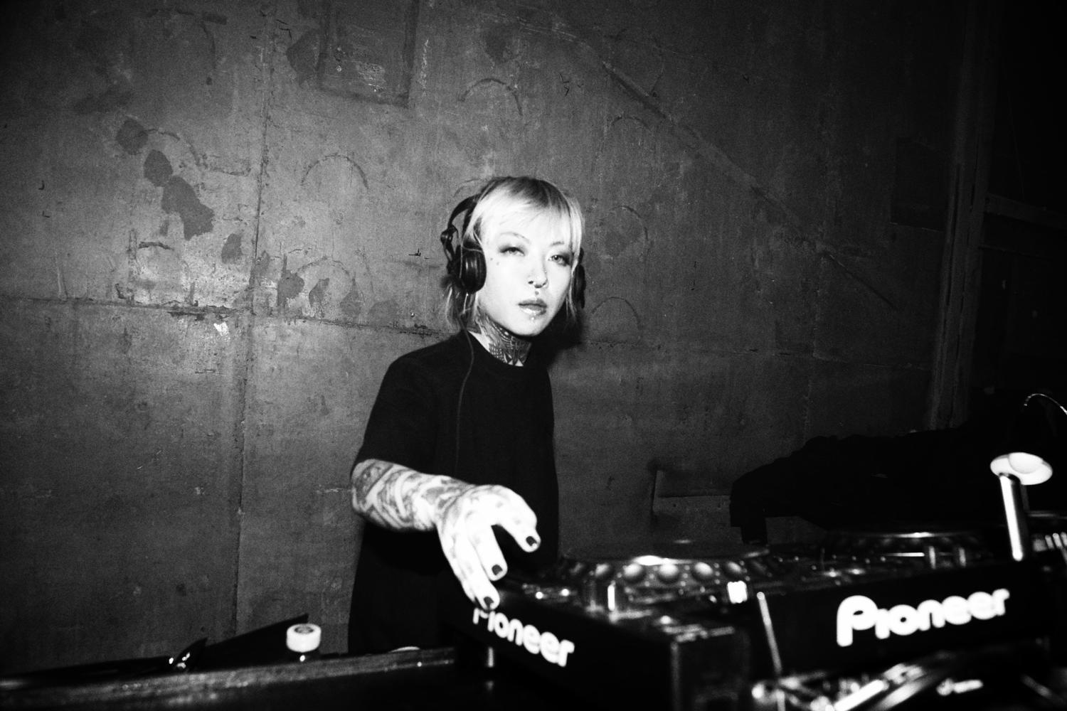 Y2K & Friends With Bambi (Riff), Zuri (Amber'S), Charlieowo (Shimai Tribe) & Scott B (Distrikt)