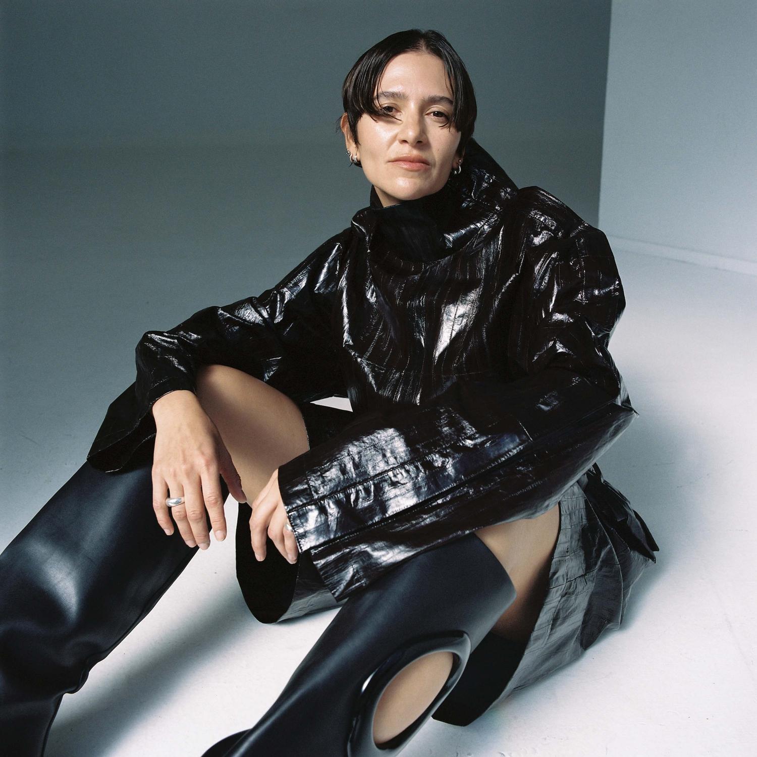 Mezkla Upstairs: Isabella