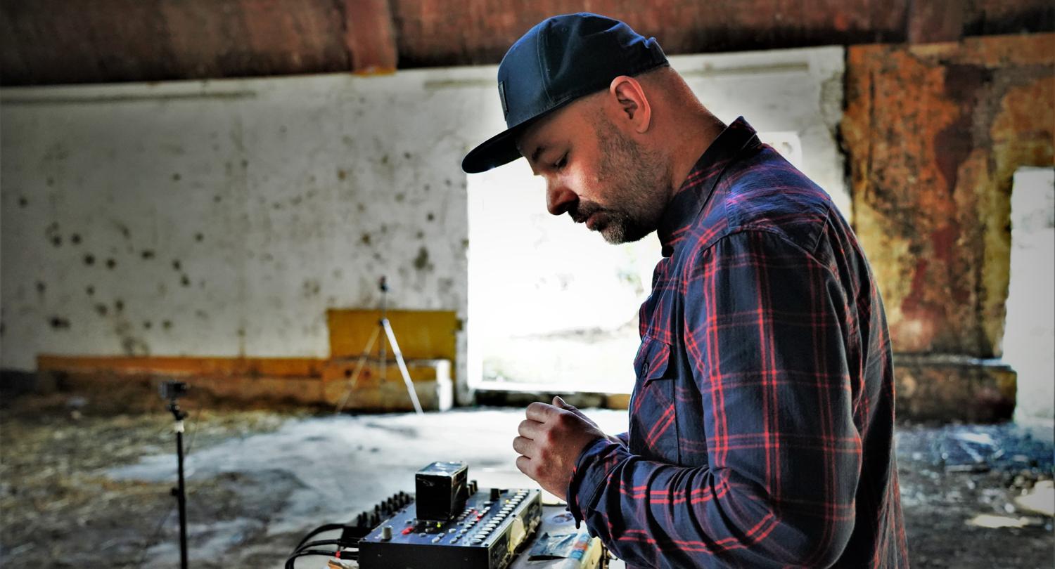 Neil Landstrumm 'Day Rave' Live Set With Jamie Cooper Installation 'Levelling Up'