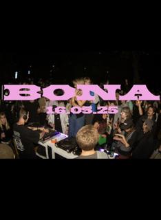Bona Start Sezonu - House W Lesie W Centrum Świata
