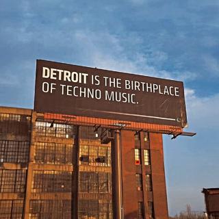 Detroit Techno Tour #11 - Submerge Exibit 3000 & Iconic Train Station Rehabilitation 