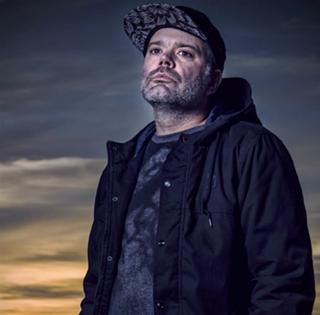 Bernsteinbar x BEN KENOBI