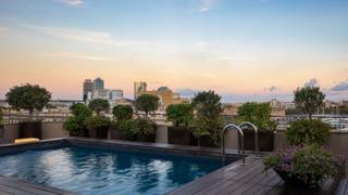 80'S Rooftop: Free Rooftop Party W/Tba