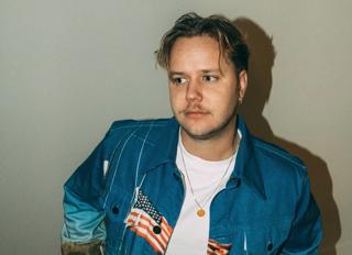 Fly // Luuk Van Dijk // Edinburgh