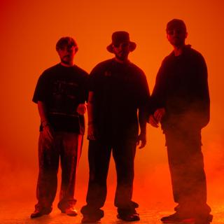 Jolie Ft. Mont Rouge