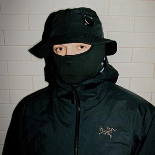 Fly // Bullet Tooth + Omar Plus