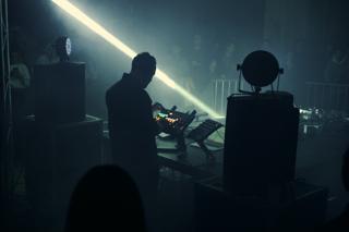 .Vril & Ployz Live