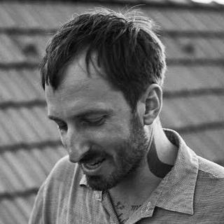 Sigh Club With Nicolas Lutz