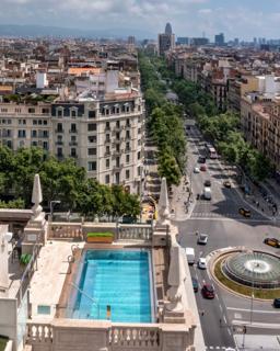 Disco Fever: 360° Rooftop Party W/ Pini