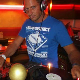 Friends.Zone Mit Deacon Frost Jr. & Der Klangforscher