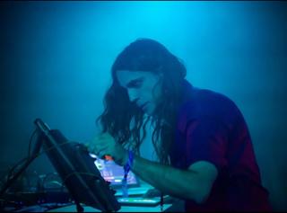 José Puebla Presenta A Sun (Specka Live)