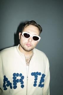 Malugi - Hardcore Happiness Tour